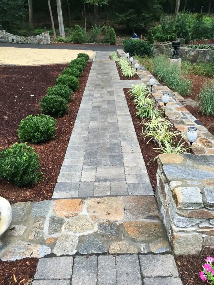 Walkway and Plantings, project by J&M Landscape Design